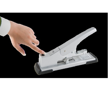 The stapler 23 to 100 l black BM.4285-01